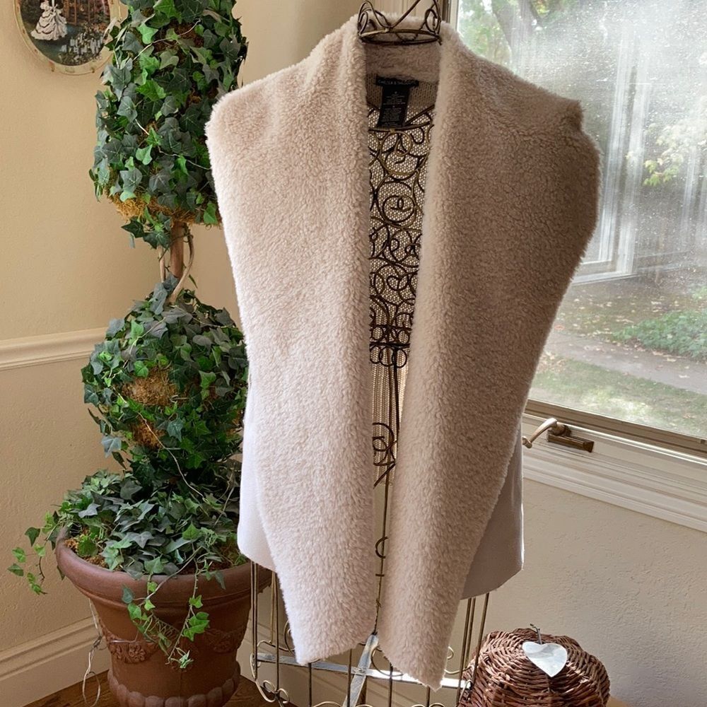 Chelsea&Theodore Faux Shearling Sweater Vest Sz S